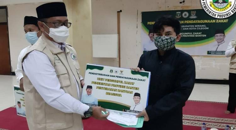 PEMPROV BANTEN LANJUTKAN BANTU INSENTIF KEPADA 500 GURU NGAJI KOTA CILEGON DARI TOTAL BANTUAN 4.000 GURU NGAJI DI BANTEN