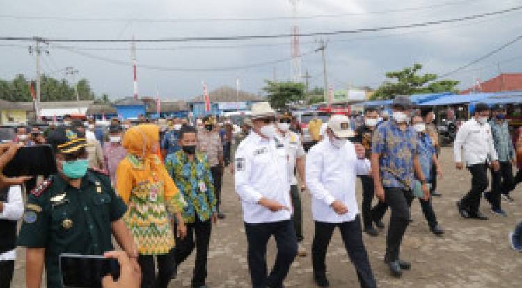 Gubernur Banten Tinjau Revitalisasi Pelabuhan Perikanan Pantai Labuan