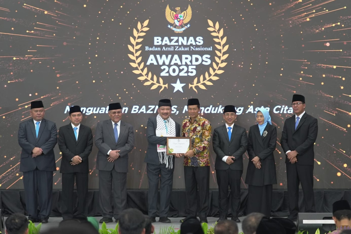Gubernur Banten Andra Soni Raih Baznas Award 2025
