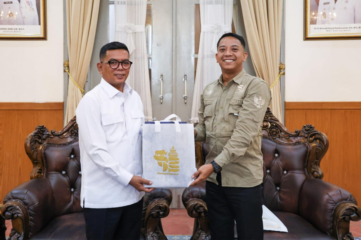 Sambut Baik Festival Baris Berbaris 2025, Gubernur Andra Soni : Bagian Pembinaan Karakter Generasi Muda