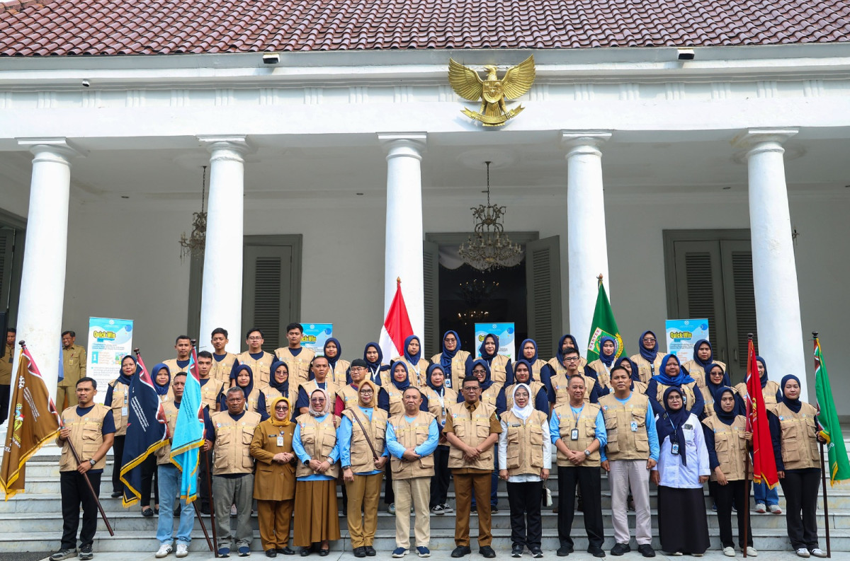 Gubernur Banten Andra Soni Lepas Kirab Bangga Kencana 2025