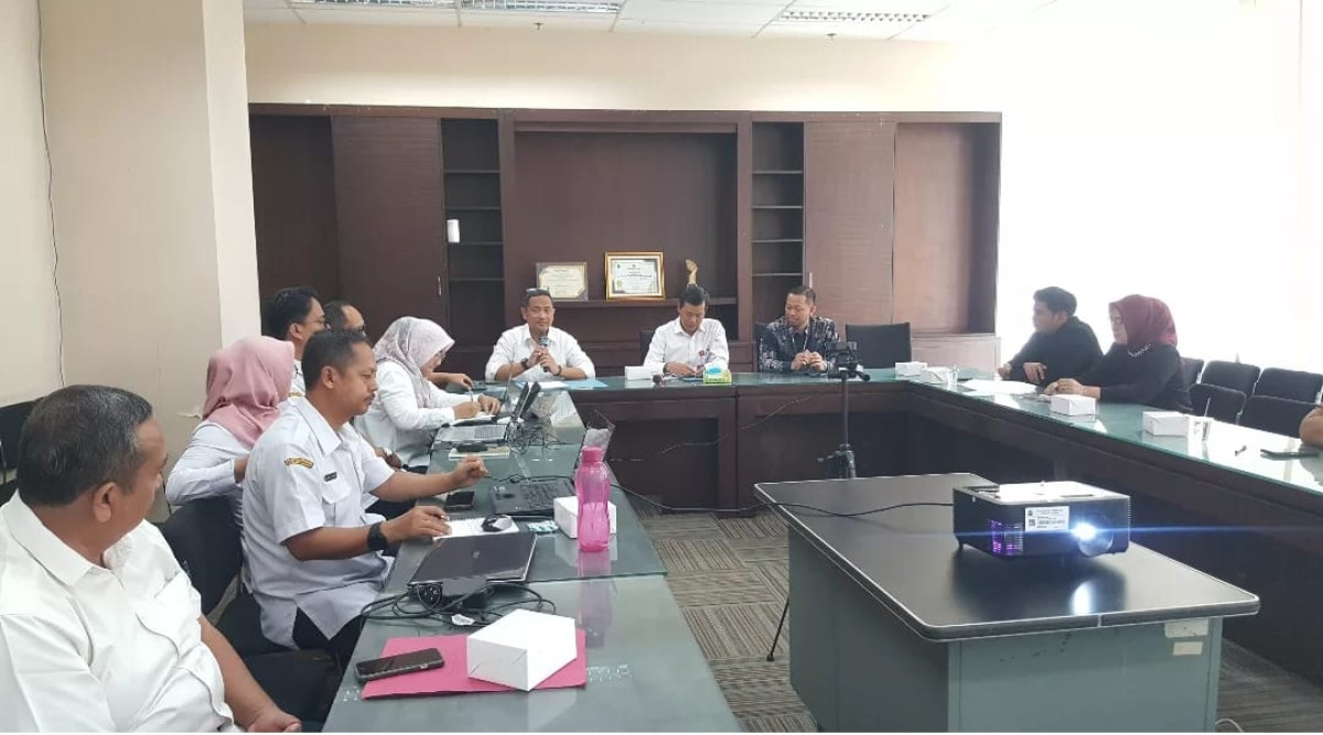 Rapat Pembahasan Draft Kesepakatan Bersama Antara Pemerintah Provinsi Banten dengan Universitas Yatsi Madani
