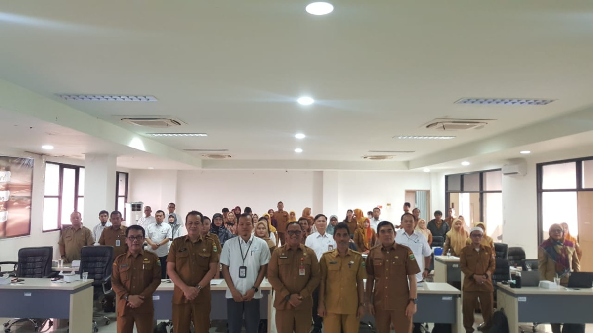 Kepala Biro Pemotda Membuka Acara Rakor Terkait Penangulangan Kemiskinan di Provinsi Banten