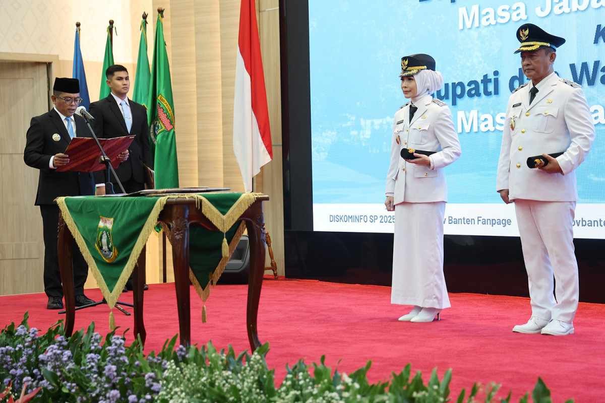 Pelantikan Bupati dan Wakil Bupati Serang Masa Jabatan Tahun 2025-2030
